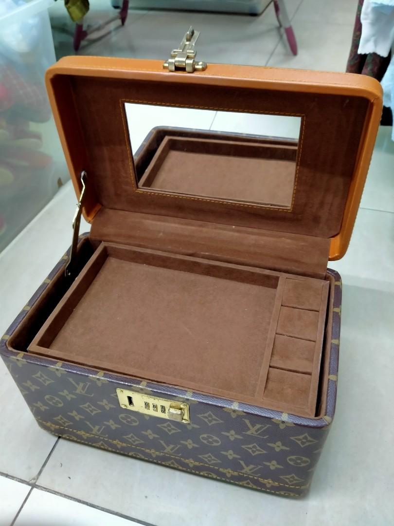 Louis Vuitton Jewelry Box 