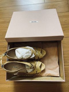 （分類：）位於 。 由 yourchoy 提交（商品編號 1004102998，圖片 1）。簡介： 。