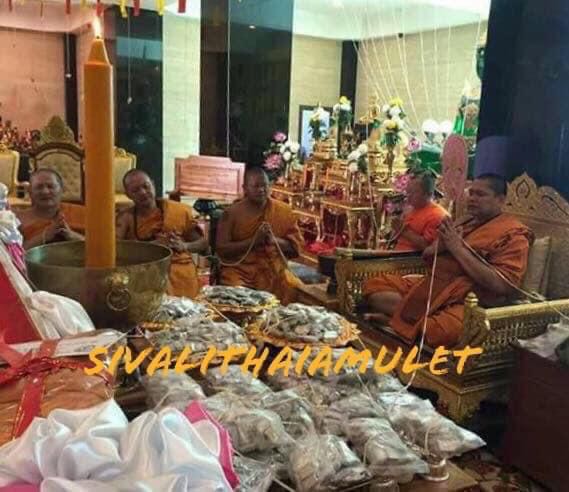 Phra Sivali(Temple Box) Master: Lp Nian, Lp Winai and others   Temple: Wat ChaiAu DomMongkontam Year: B.E. 2560(C.E 2017)