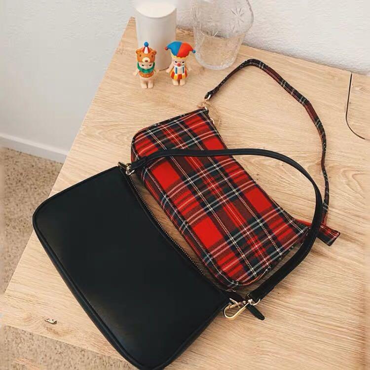 patterned shoulder bag