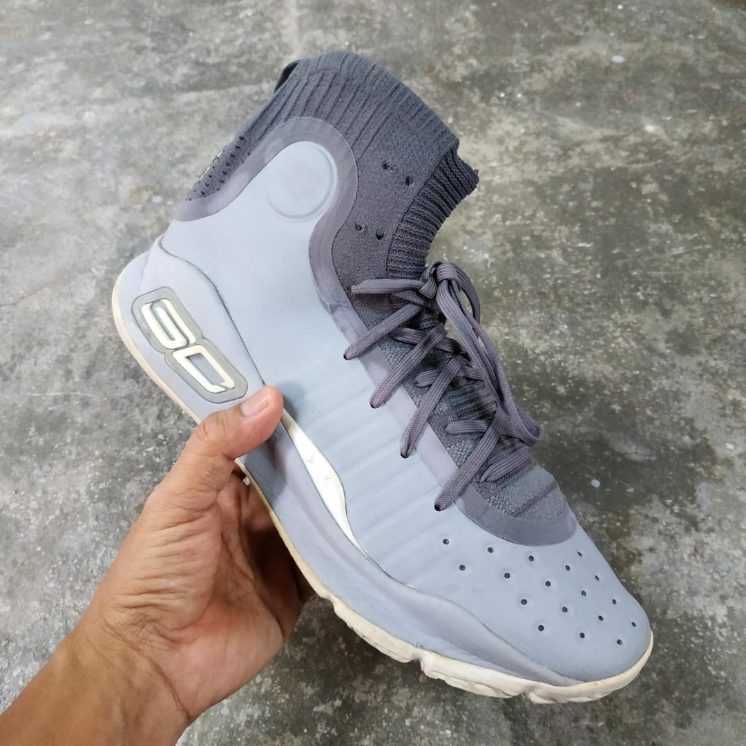 curry 4 more buckets