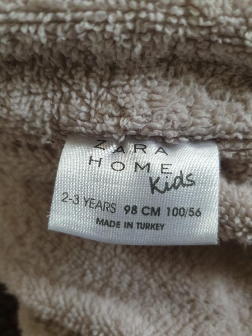 Zara Bath robe, Babies & Kids, Babies & Kids Fashion on Carousell