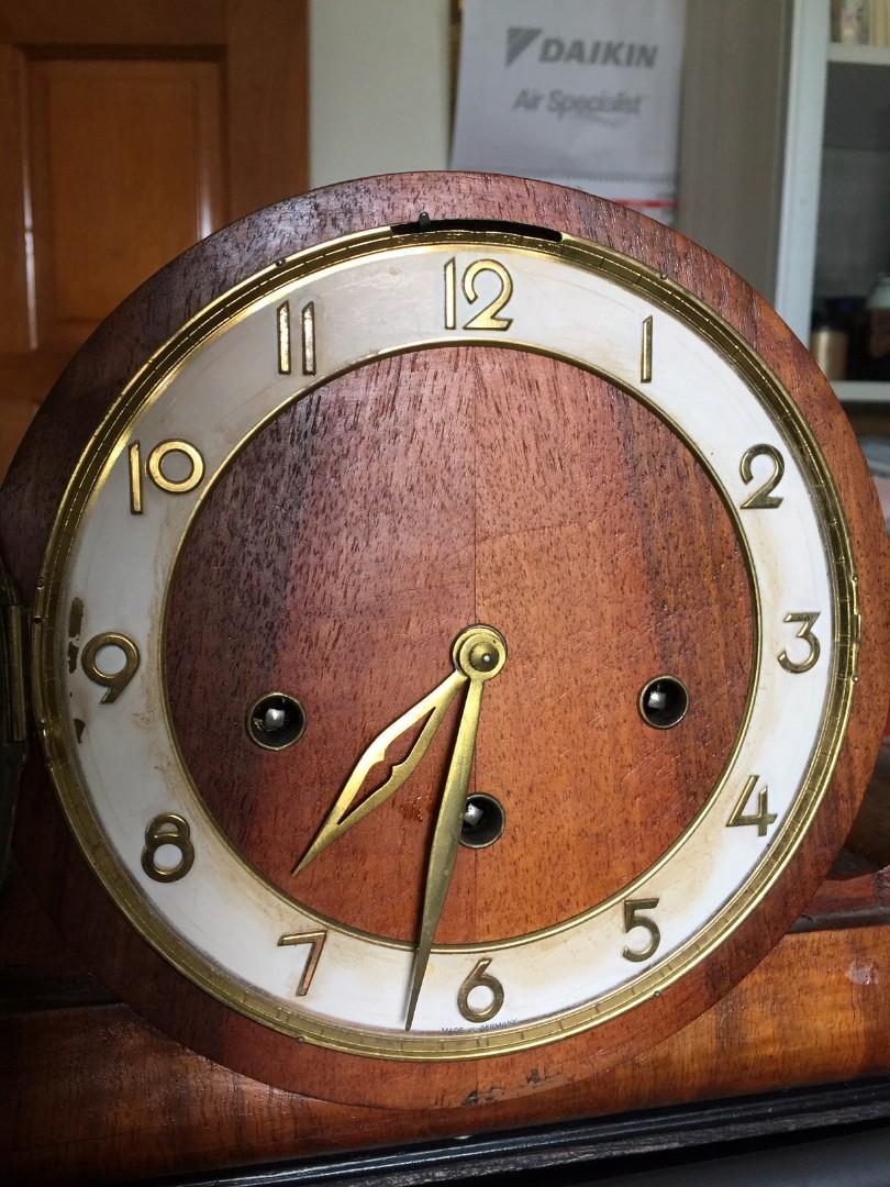 Antique German Mantel Clock 3 Keyholes, Hobbies & Toys, Collectibles