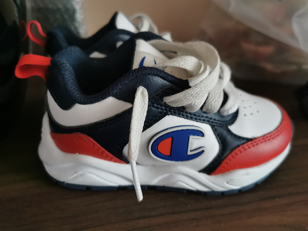 Champion kids shoe