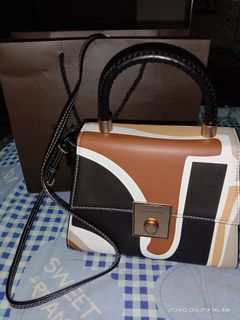 (Category: ) located in . Submitted by dyaalissa (Listing ID 1009772716, Image 1). Description: .