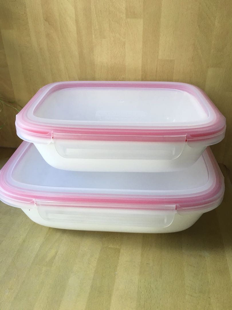 Corelle snap ware, Home Appliances, Kitchenware on Carousell