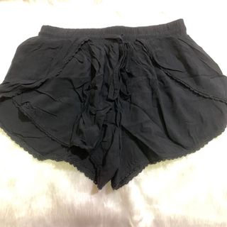 (Category: ) located in . Submitted by peachy.pls (Listing ID 1009954633, Image 1). Description: .
