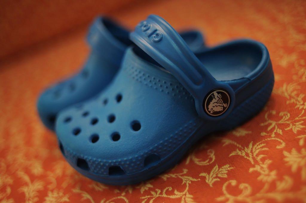 crocs ea mall