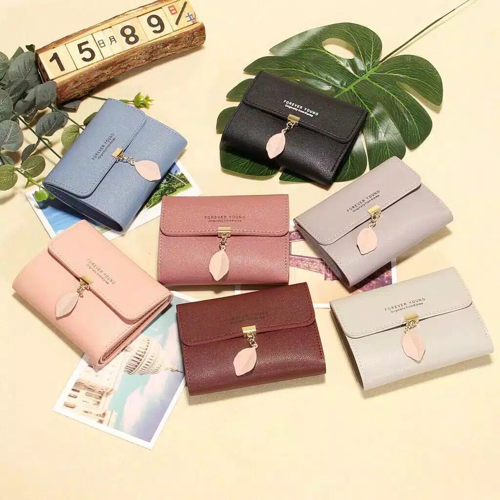 Dompet Wanita Inport Motif Daun Fesyen Wanita Tas Dompet Di Carousell