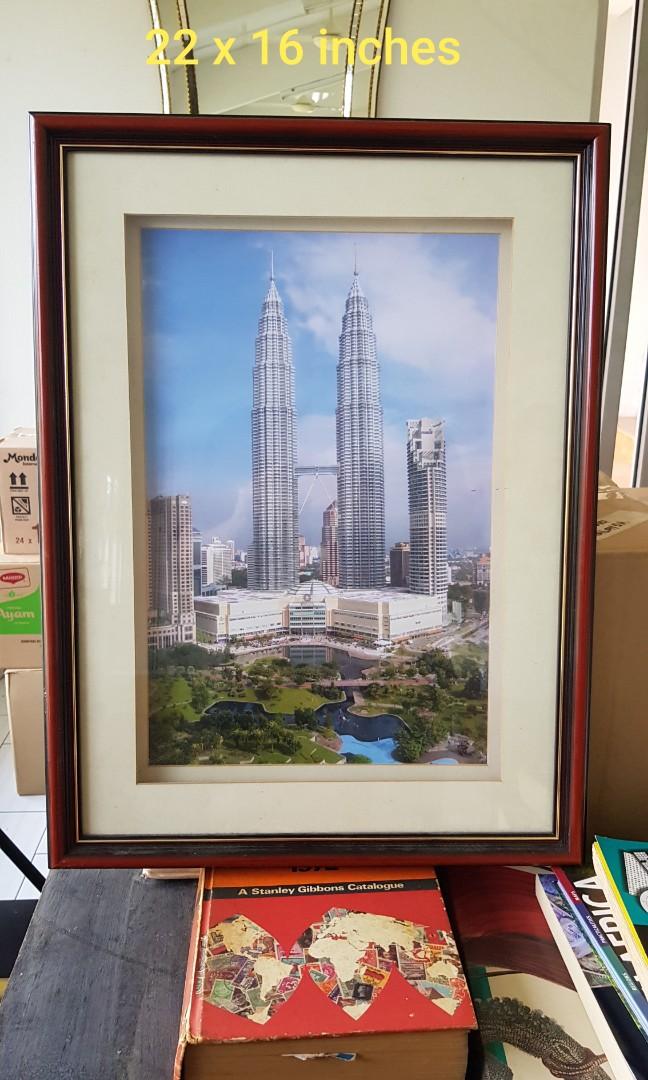 Framed photo of KLCC, Hobbies & Toys, Stationery & Craft, Art & Prints