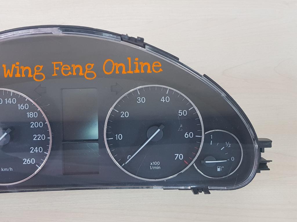 Genuine MercedesBenz CClass W203 Facelift Speedometer Cluster Meter