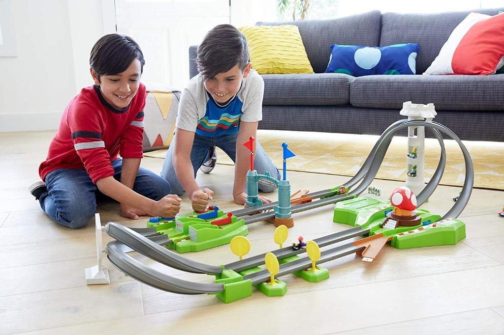 mario kart hot wheels circuit track set