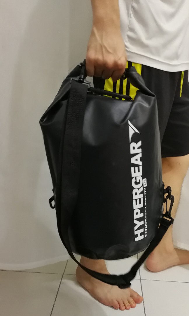 hypergear 20l waterproof backpack