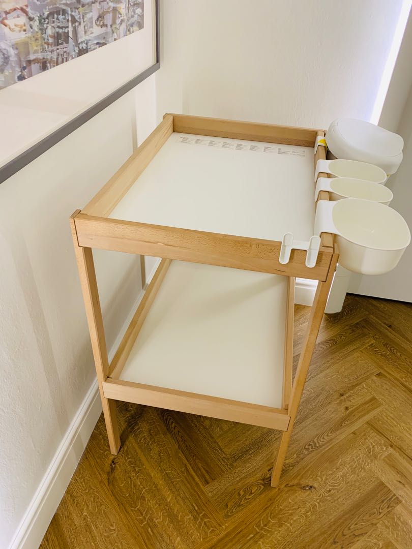 sniglar changing table review