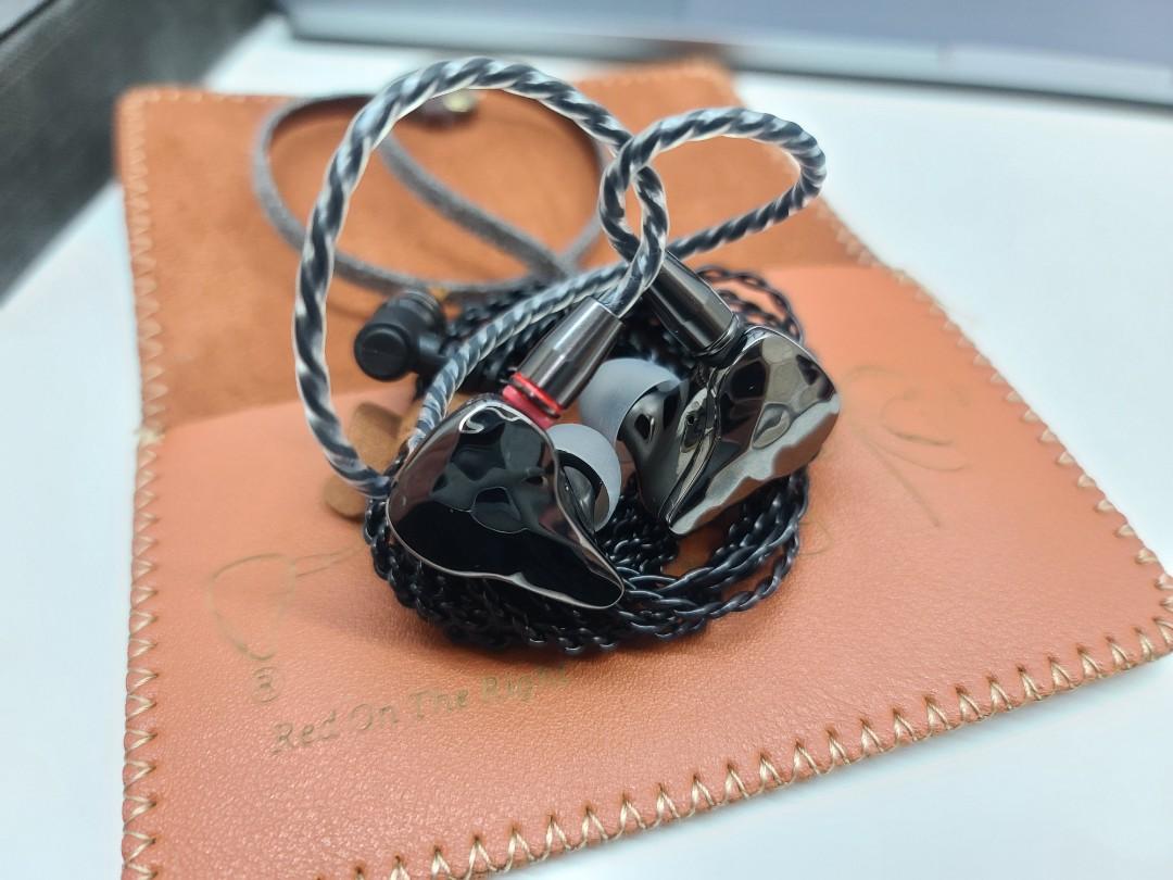 Ikko Oh10 高階2單元圈鐵混合耳機 音樂樂器 配件 音樂配件 Carousell