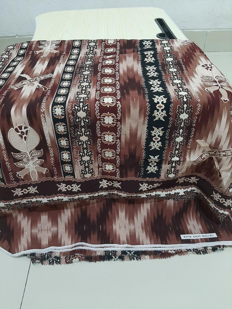 Peluang Usaha Kerajinan Kain Tenun Dan Batik Maluku