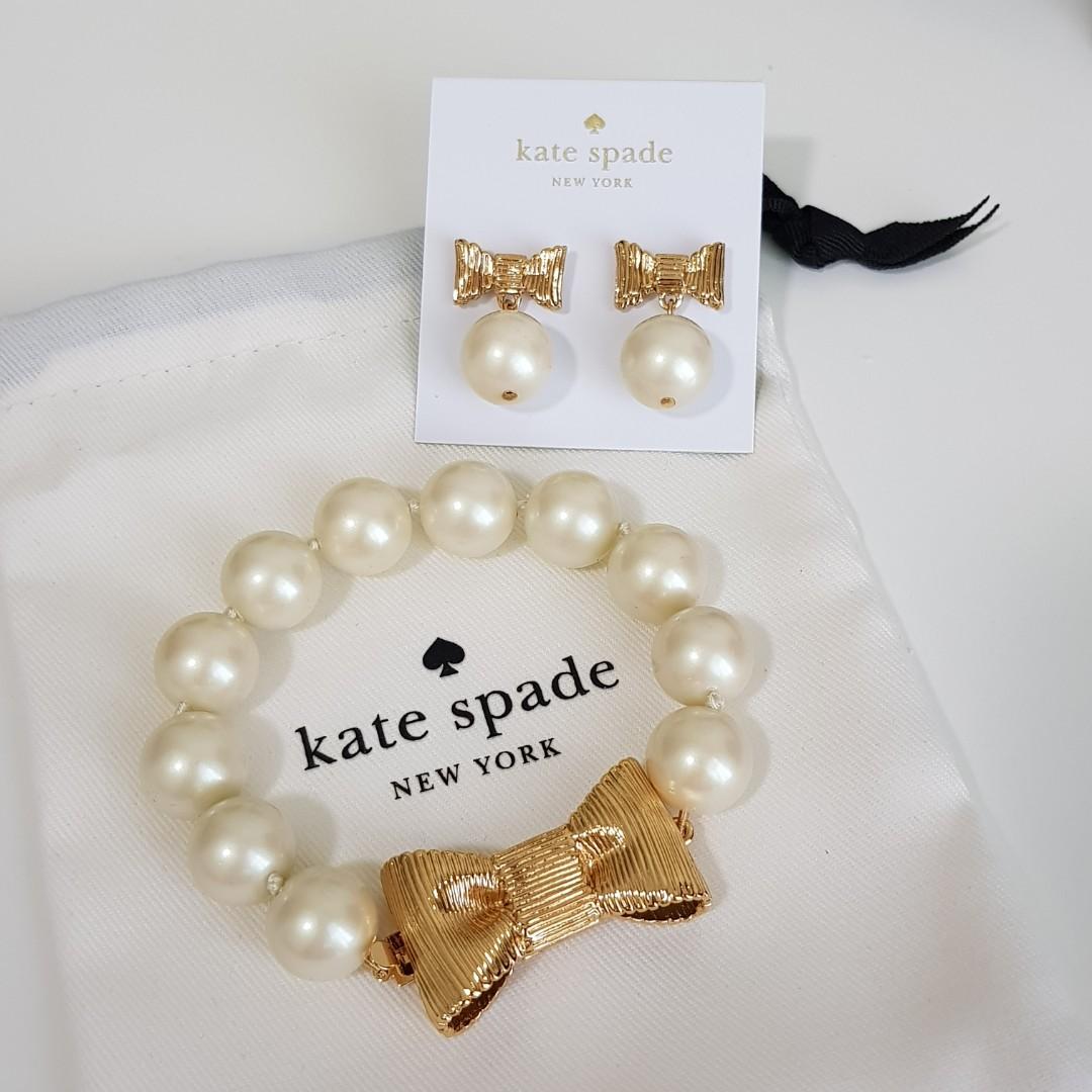Kate Spade All Wrapped Up in Pearls Bracelet and Earrings Set (can buy  separately), Women's Fashion, Jewelry & Organisers, Earrings on Carousell