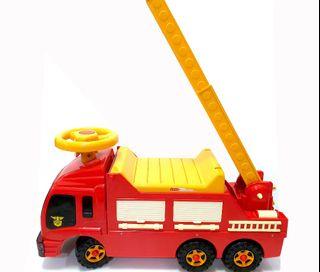 ride on fire truck with water shooting function