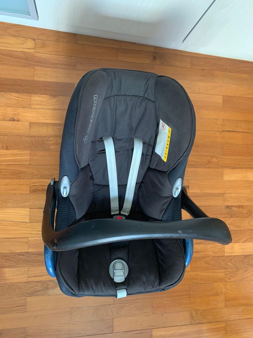 Maxi Cosi Cabriofix Infant Car Seat Get Newborn Accessory And