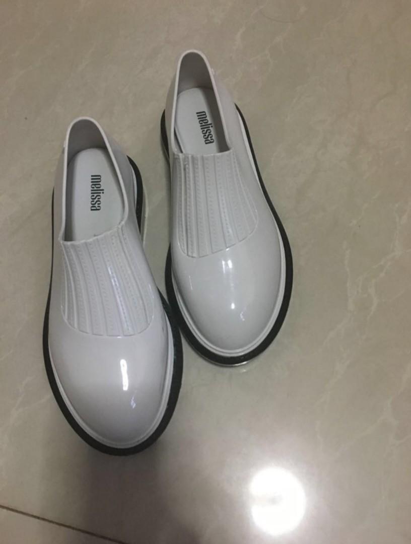 jelly school shoes