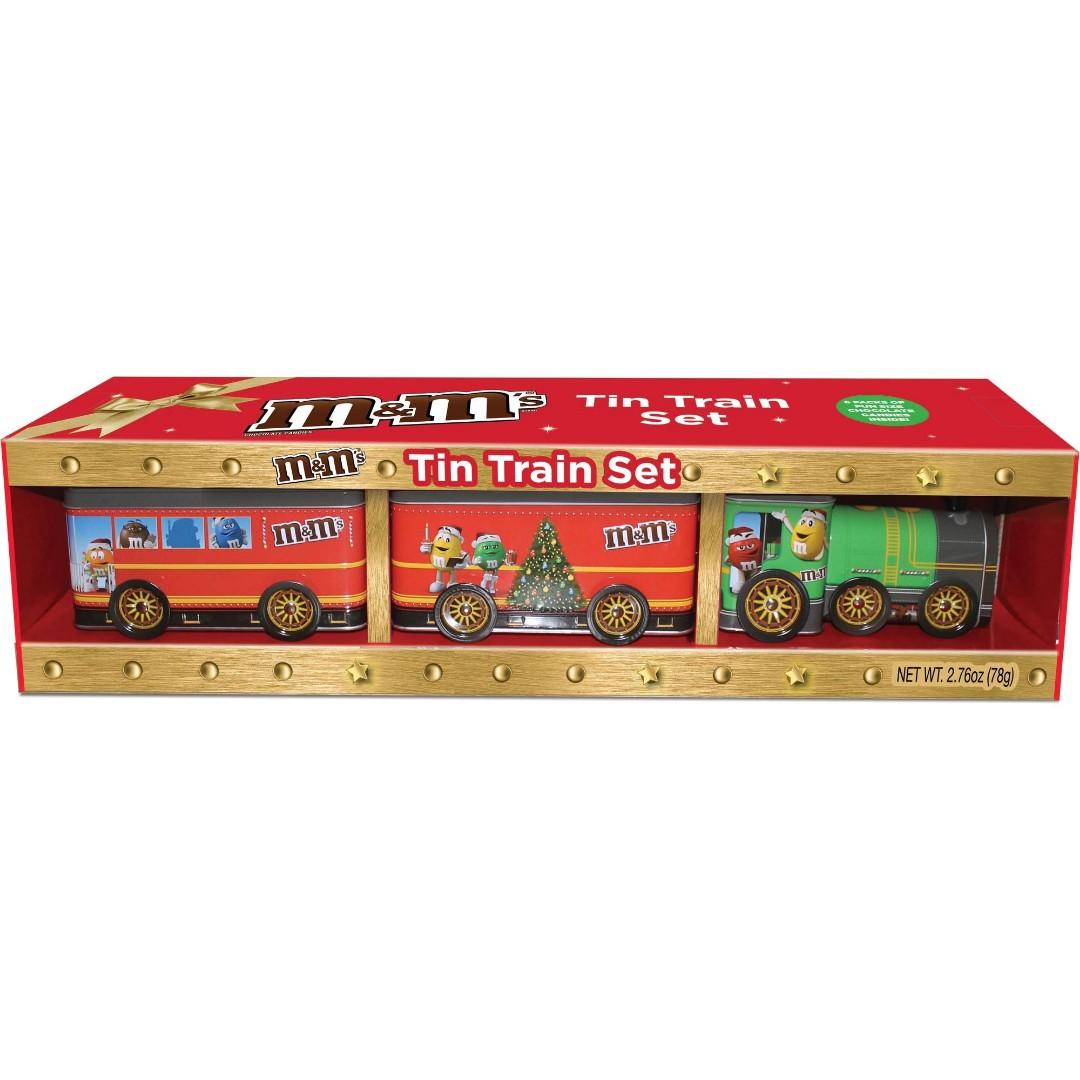 m&m christmas train set