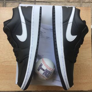 (Category: ) located in . Submitted by sessionsnkrs (Listing ID 1009822886, Image 1). Description: .