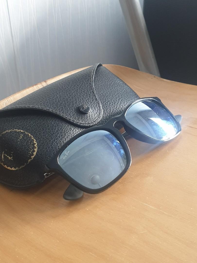 Used Ray-Ban Chris Sunglasses Ray-Ban RB4187 - Chris Sunglasses | FramesDirect.com main image 3