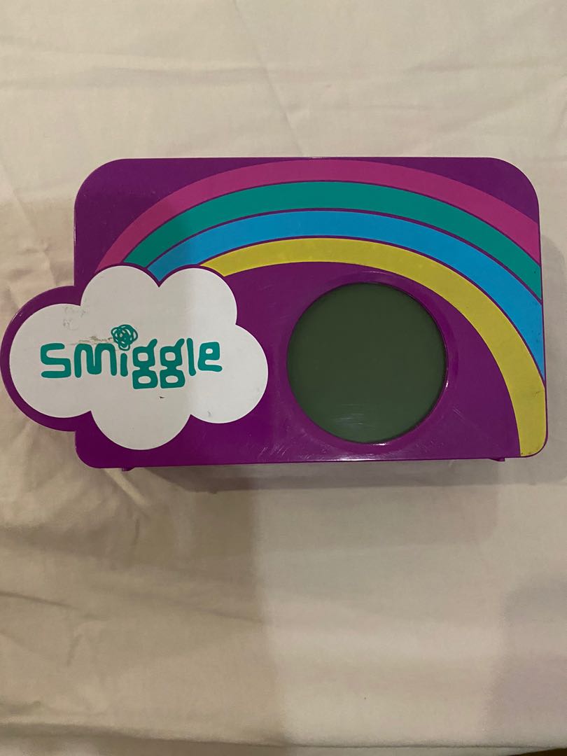 Smiggle Talking Alarm Clock with Projector, Babies & Kids, Baby Nursery