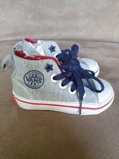 baby girl shoes vans