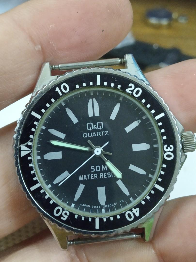 Q&q quartz water resist 50m deals