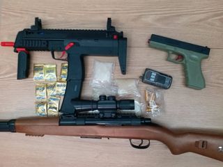 （分類：）位於 。 由 leondelis 提交（商品編號 1010256631，圖片 1）。簡介： 。