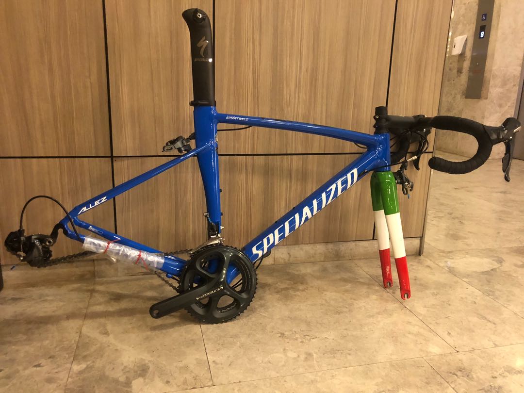 Allez Sprint Size 52 rim brakes Sports Equipment Bicycles