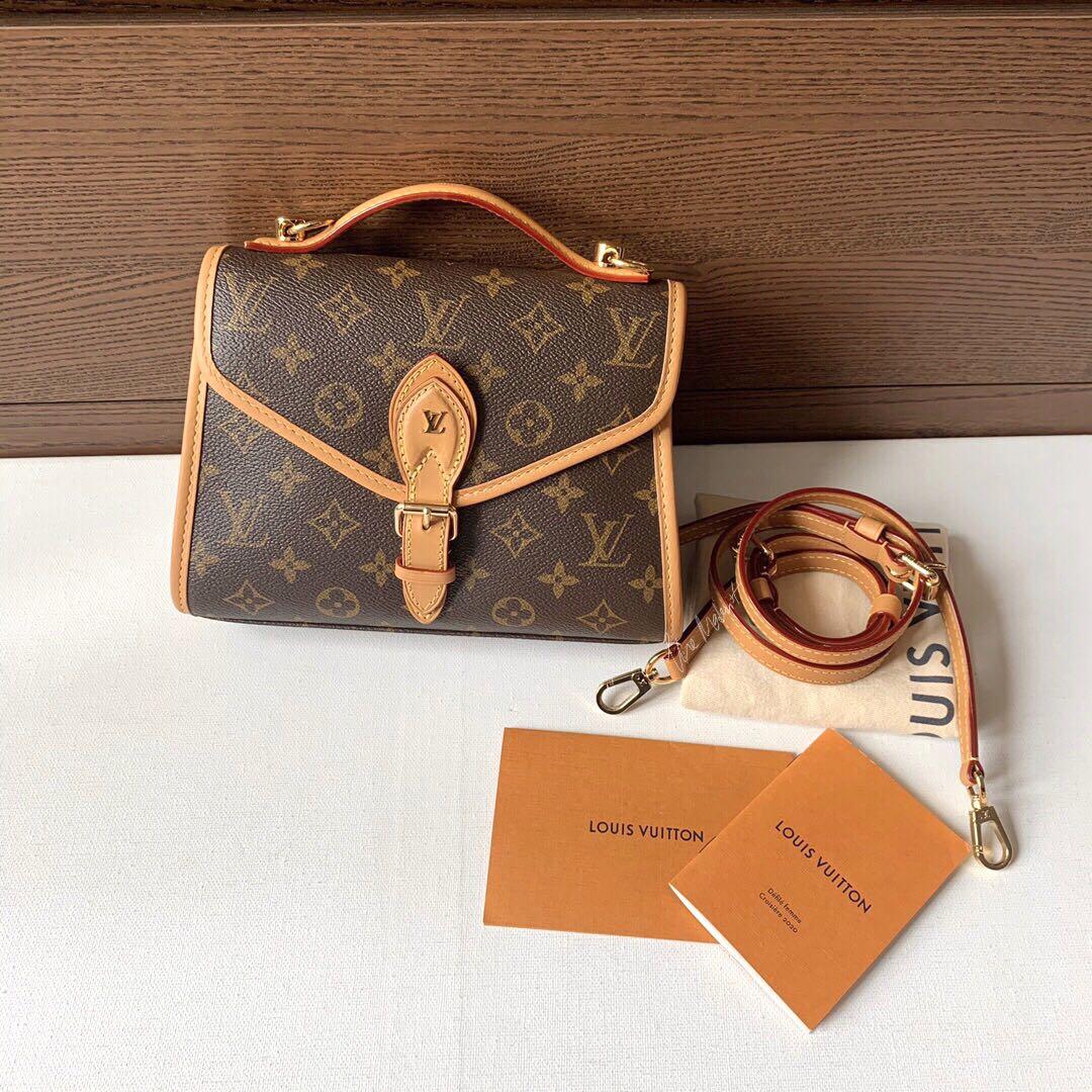 Louis Vuitton Monogram LV Ivy