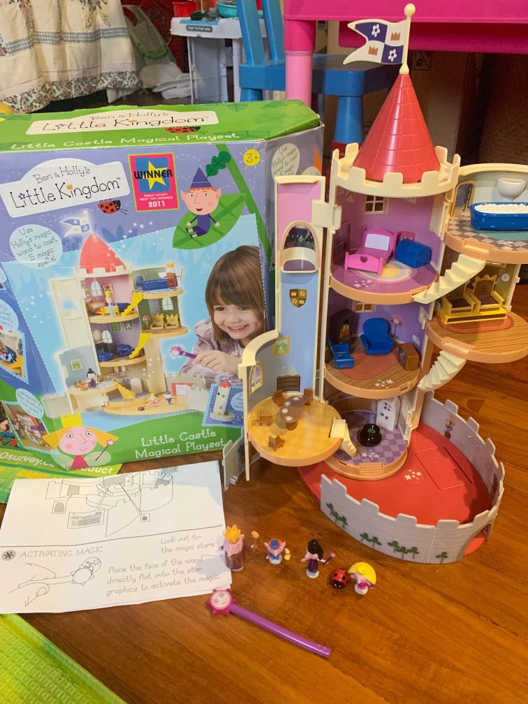 Ben Holly s Little Castle Magical Playset