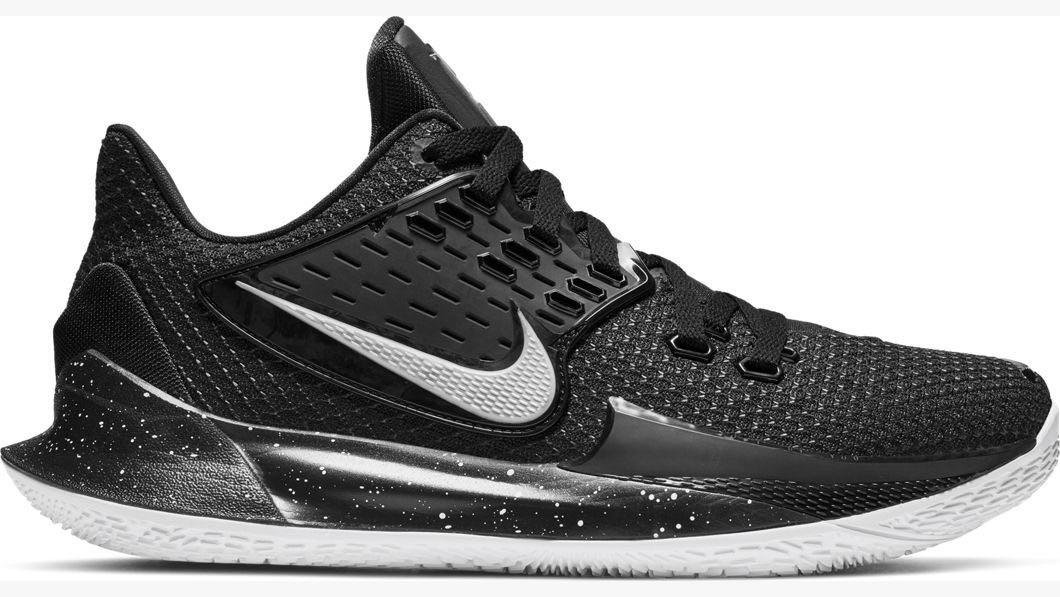 nike men's kyrie low 2 basketball shoes
