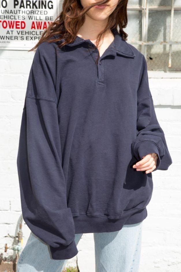 Brandy melville archer sweatshirt 2025