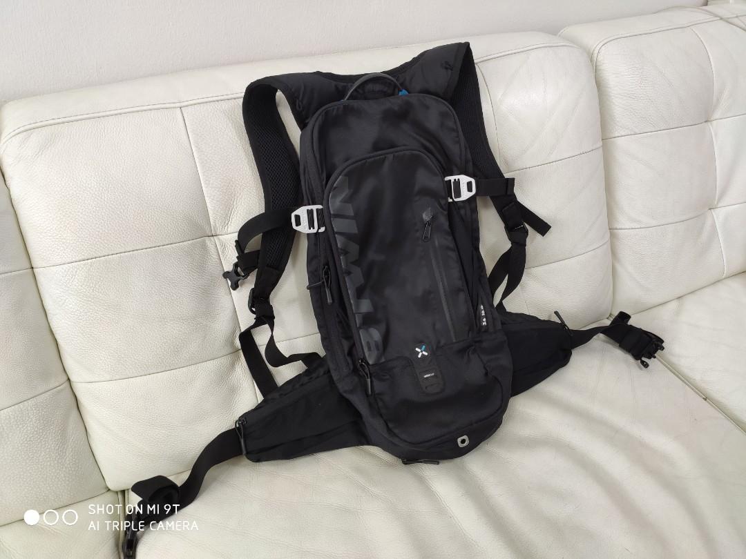 Btwin hydration bag online