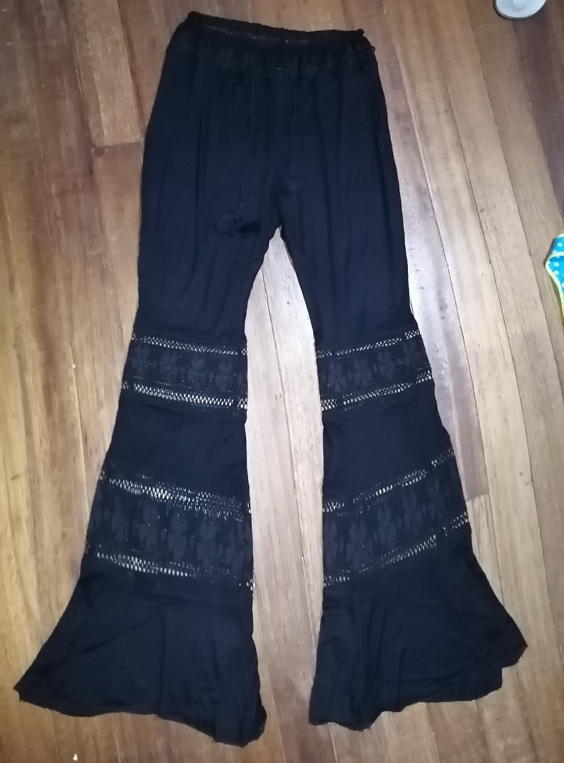 bell bottom jeans with lace