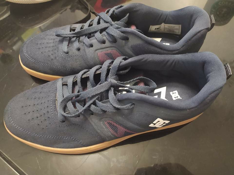 dc shoes 38