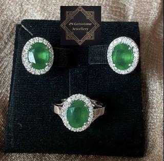 Emerald with Moissanite set in 14k White Gold