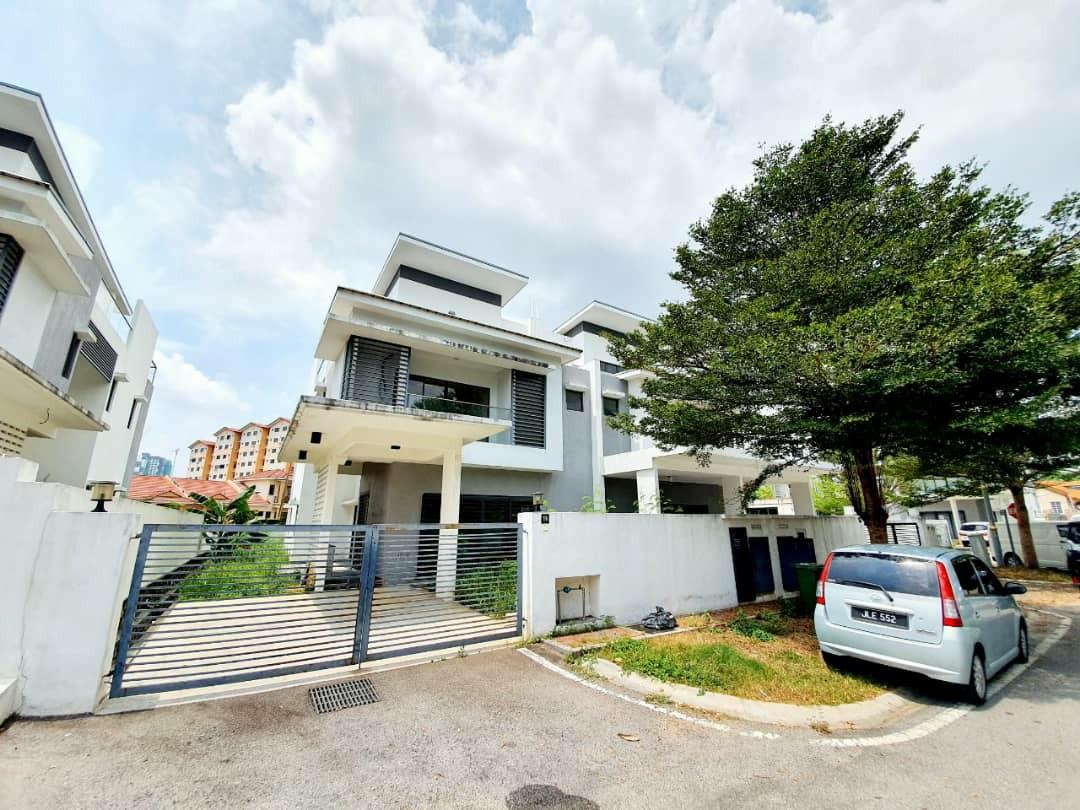 For Sale 21 2 Storey Semi Detached House Kayu Manis Villas Seksyen 5 Bandar Baru Bangi Property For Sale On Carousell