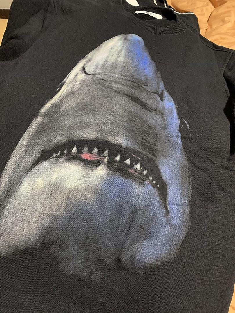 Givenchy shark outlet hoodie
