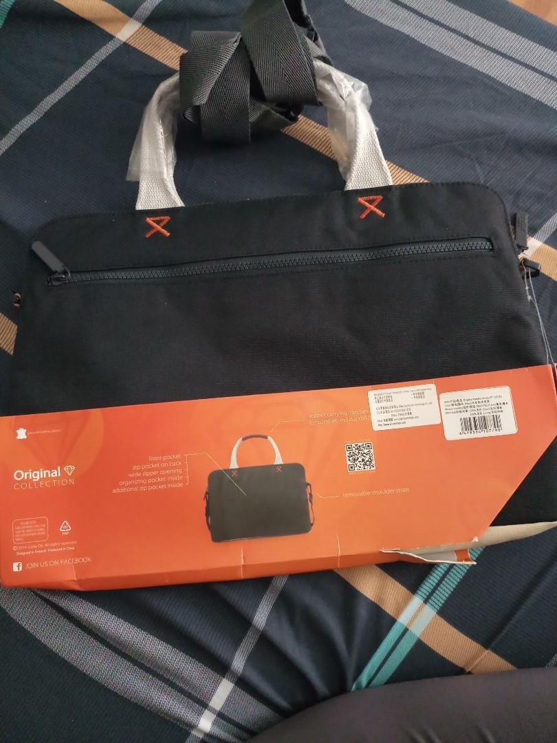Golla Original Laptop Bag (Category: Laptop Bags & Sleeves) located in Mandaluyong City. Submitted by mariasdesire (Listing ID 1010060993, Image 1). Description: Decluttering! Selling this original Gollw Sleeve Macbook Pro 15".. In good condition..