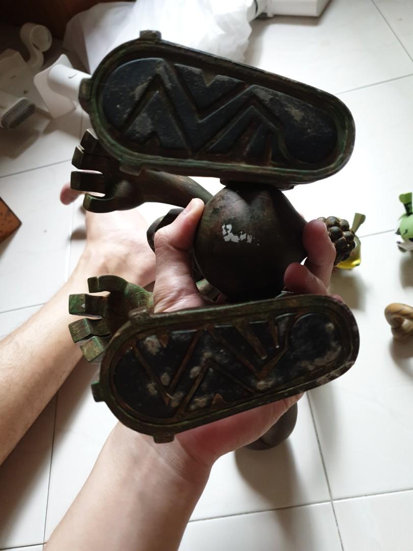 Grabbit (Category: Toy Figures) located in Singapore. Submitted by heechai (Listing ID 1010107037, Image 6). Description: everything.. condition 6-10... need some cleaning up...