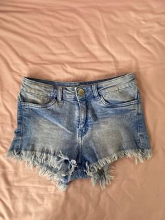 (Category: ) located in . Submitted by holyshitz (Listing ID 1010059943, Image 1). Description: .
