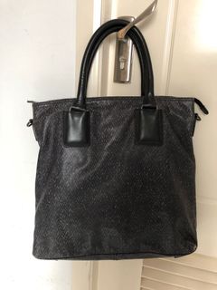 （分類：）位於 。 由 chic_t 提交（商品編號 1010156932，圖片 1）。簡介： 。