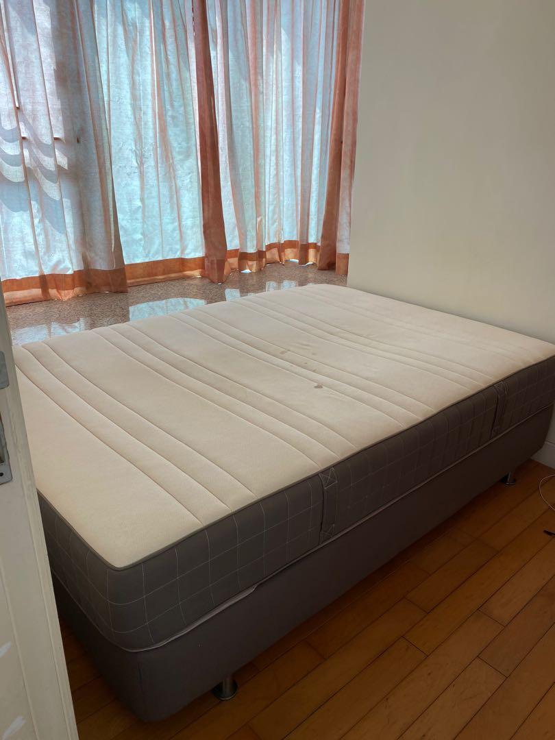 IKEA Double Bed Divan, 傢俬＆家居, 傢俬 Carousell