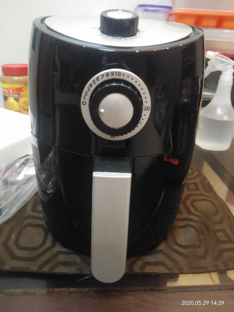 Ilo airfryer, TV & Home Appliances, Kitchen Appliances, Fryers on Carousell