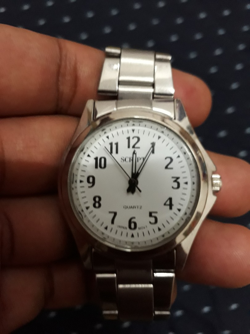 J Axis scripts quartz watch