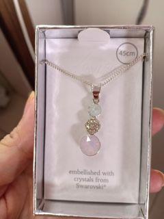KALUNG LOVISA CRYSTAL
